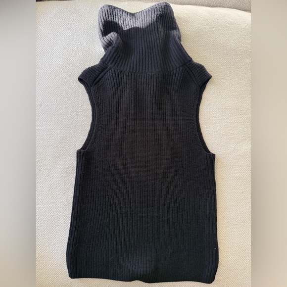 Per Se by Carlisle Knit Zip Up Black Vest - Picture 4 of 6